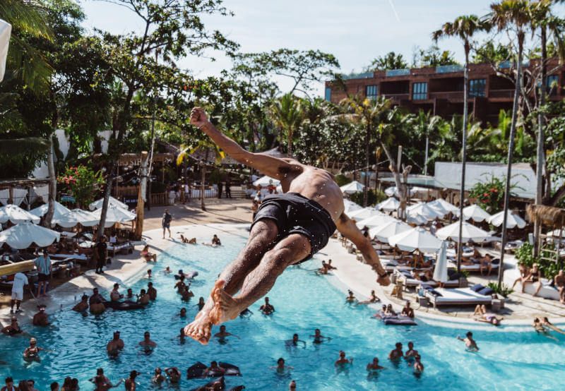 Mrs Sippy pool bar — Seminyak